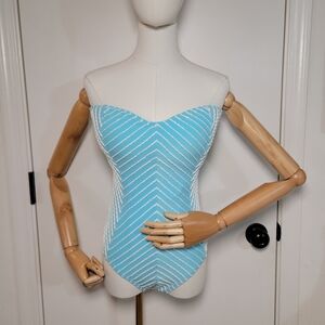 Betsey Johnson Blue & White Scalloped One-Piece Swimsuit Pimup Swim Size Medium